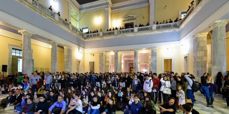 Καθηγητές του ΕΜΠ στο πλευρό φοιτητών που απειλούνται με διαγραφή λόγω κατάληψης