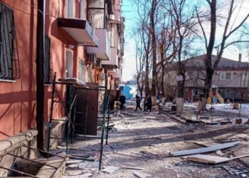 Έκλεισαν αεροδρόμια της Μόσχας εξαιτίας ουκρανικών drones – Νεκρός στην Ουκρανία από ρωσικό πλήγμα