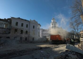 Ουκρανία: Τρεις νεκροί και δύο τραυματίες από ρωσικά πλήγματα στο Σούμι