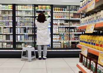 Σούπερ Μάρκετ: Γιατί είναι πλήγμα για τους καταναλωτές οι συνεχείς εξαγορές – συγχωνεύσεις