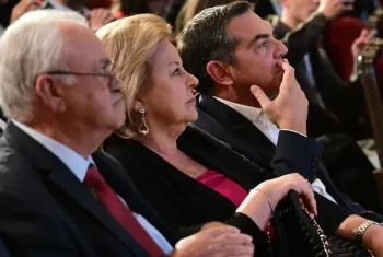 Από ιδρύματα υπάρχει πληθωρισμός στην Αριστερά!