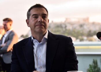 Πριν εκδοθεί σπάει ταμεία το βιβλίο Τσίπρα 