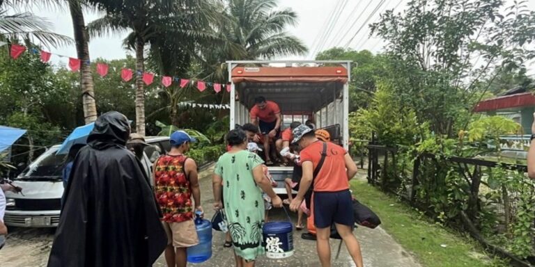 Φιλιππίνες: Νέος φονικός τυφώνας Καλμάγκι με δύο νεκρούς