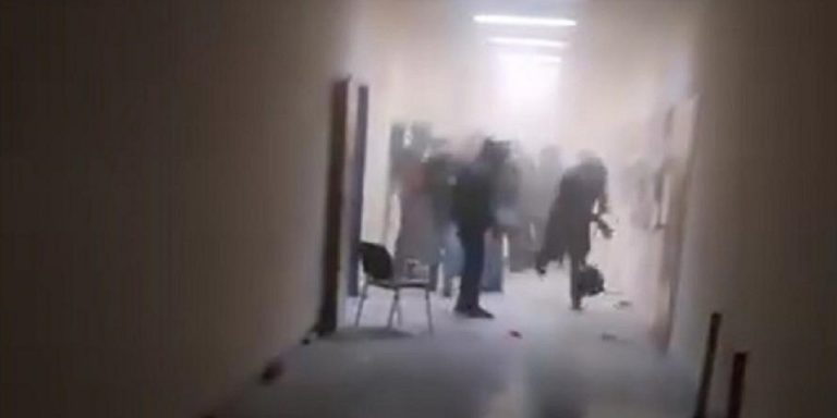 Ένταση το πρωί στο Πολυτεχνείο με προεκτάσεις για το… ΜέΡΑ25 (βίντεο)