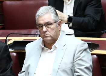 Κουτσούμπας: «Αμέριστη στήριξη στις γυναίκες που έρχονται αντιμέτωπες με την πολύμορφη βία»