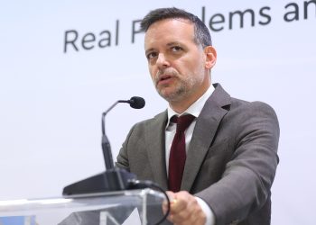 Οργή Δούκα για τις αποφάσεις του Υπουργικού Συμβουλίου: «Όλο και πιο χαμηλά»