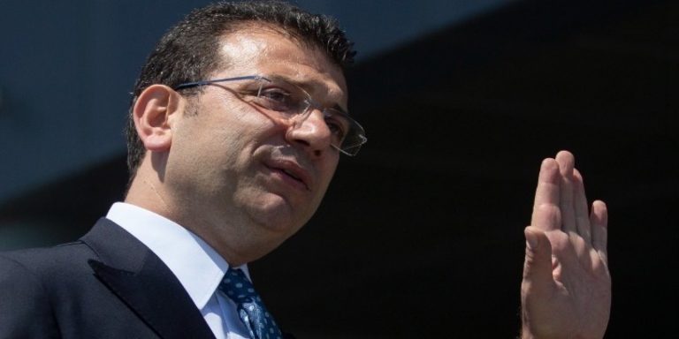 Κατηγορητήριο σοκ για Ιμάμογλου: Η αντιπολίτευση το απορρίπτει ως «προπαγάνδα»