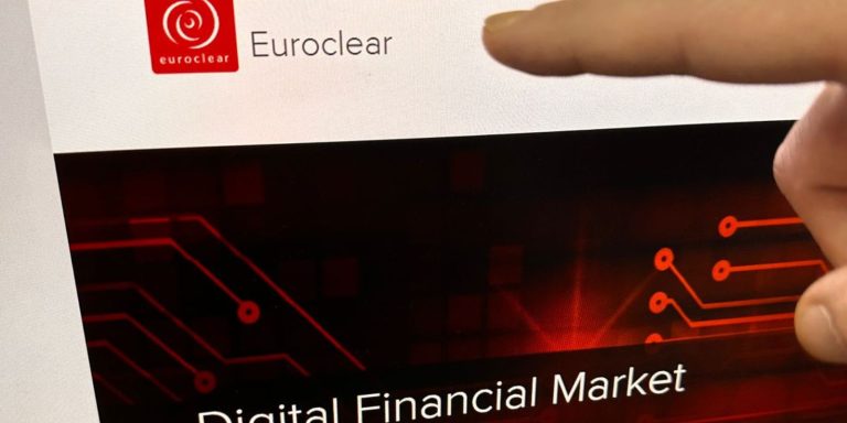 Ρωσία κατά Euroclear: Προσφεύγει στη Δικαιοσύνη για τα παγωμένα περιουσιακά της στοιχεία