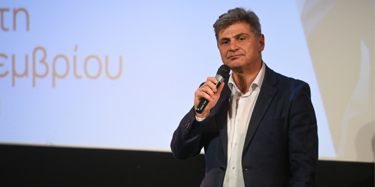 Η διαγραφή Φαραντούρη αναδεικνύει την κρίση ταυτότητας του ΣΥΡΙΖΑ