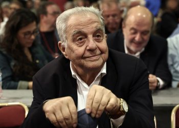 Πέθανε στα 87 του χρόνια ο Αλέκος Φλαμπουράρης