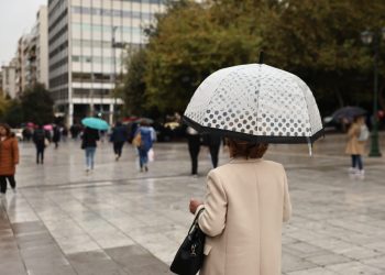 «Κόκκινος» συναγερμός για την κακοκαιρία Adel: Οι περιοχές που θα χτυπήσει το νέο κύμα