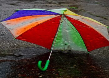 Κακοκαιρία με ισχυρές βροχές και καταιγίδες – Σε ποιες περιοχές θα εκδηλωθούν