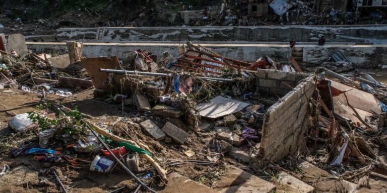 Φιλιππίνες: Περισσότεροι από 140 άνθρωποι σκοτώθηκαν και 127 αγνοούνται εξαιτίας του τυφώνα