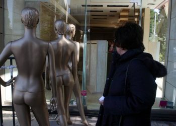 ΣΥΡΙΖΑ: Επίτευγμα Μητσοτάκη η πρωτιά στα «λουκέτα»