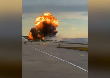 ΗΠΑ: Τουλάχιστον 7 νεκροί και 11 τραυματίες σε συντριβή αεροσκάφους της UPS στο Κεντάκι