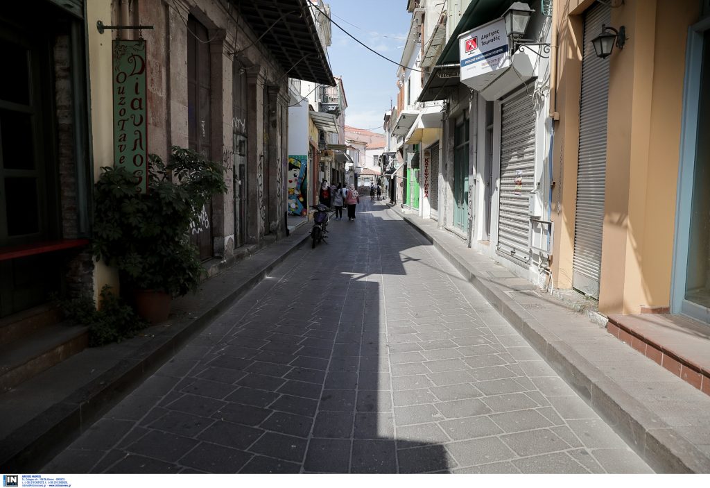 Θηλιά στον λαιμό έχουν βάλει στους μικρομεσαίους
