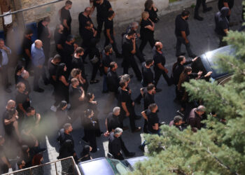 Βορίζια: Κηδεύτηκε ο 39χρονος κάτω από αυστηρά μέτρα προστασίας (βίντεο)