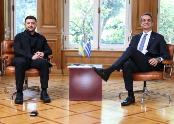 Μαξίμου: Υπό την εποπτεία της Γκιλφόιλ μπήκαν οι υπογραφές για το αμερικανικό LNG στην Ουκρανία