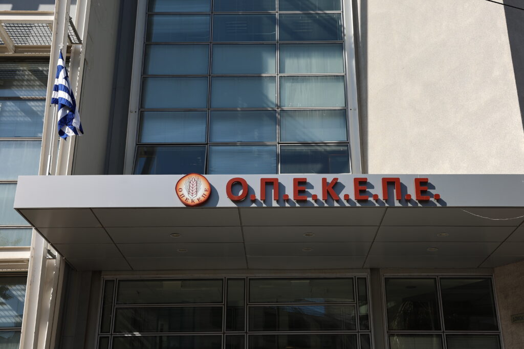 ΟΠΕΚΕΠΕ: Η Κυβέρνηση και το κρίσιμο τεστ της Παρασκευής