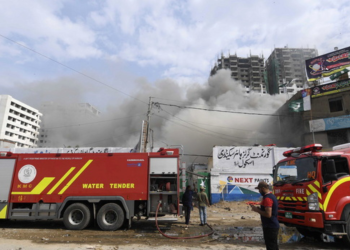 Πακιστάν: Ισχυρή έκρηξη σε εργοστάσιο κόλλας – Τουλάχιστον 18 νεκροί