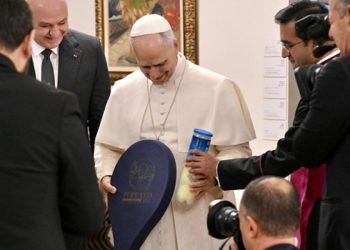 Ο Πάπας Λέων ΙΔ’ τάσσεται υπέρ του παλαιστινιακού κράτους