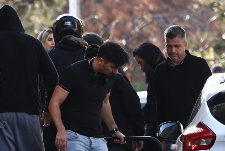 Η διπλή ζωή του Πατέρα Παρθένιου: Από το μόντελινγκ και τη μαγειρική στην κοκαΐνη (βίντεο)