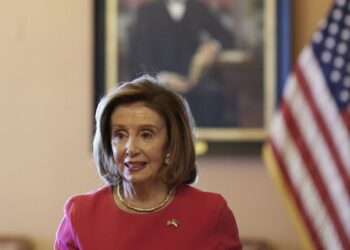 Νάνσι Πελόζι: Αποχωρεί από το Κογκρέσο η «crazy Nancy» του Τραμπ – Το αντίο της