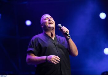 “Ρέμος saves Christmas”