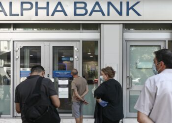 «Απόβαση» ελληνικών τραπεζών στην Κύπρο