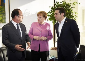 Το κρίσιμο τηλεφώνημα Τσίπρα σε Μέρκελ και Ολαντ