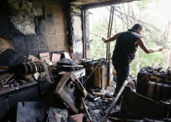 Νέα ρωσική επίθεση σε ουκρανικές περιφέρειες με έξι νεκρούς