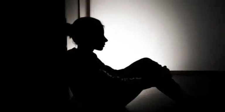 Θεσσαλονίκη: Θύμα ομαδικού βιασμού από έξι νεαρούς κατήγγειλε ότι έπεσε 13χρονη