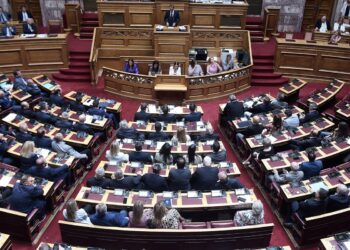 Το κόμμα, οι τεχνοκράτες και το Μαξίμου – Η «γαλάζια» κόντρα σε πλήρη εξέλιξη