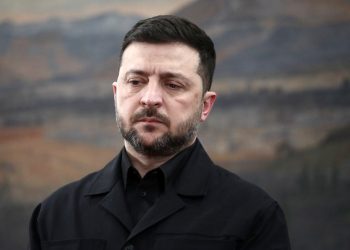 Ο Ζελένσκι προτίθεται να αγοράσει 100 Rafale από τον Μακρόν