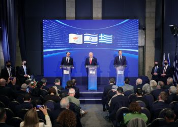 Όλο και στενότερη η στρατιωτική συνεργασία Ελλάδος-Κύπρου-Ισραήλ
