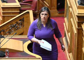 Φραπές σε Κωνσταντοπούλου «Θα τη σκοτώσω, θα της στρίψω το λαρύγγι» (βίντεο)