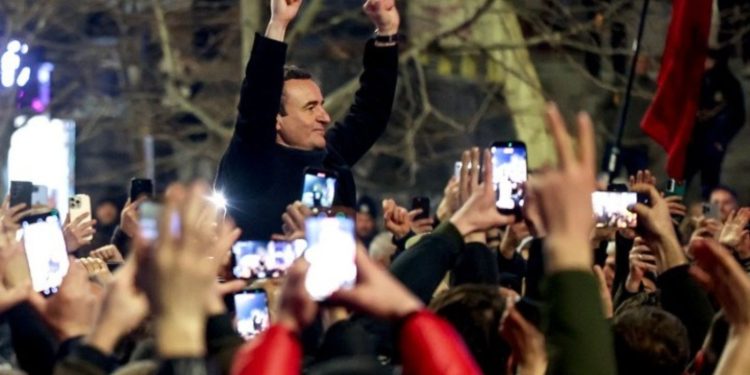 Κόσοβο: Νίκη του Άλμπιν Κούρτι στις βουλευτικές εκλογές