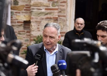 Ρέμος, Αγγελούδης και η Αριστοτέλους που έγινε… Καστοριά–Λάρισα non-stop