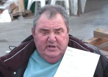 Καταγγελία Ανεστίδη: «Μου έπρηξαν τα… αυτιά να με παίρνουν από το Μαξίμου – Έλεγαν δικό μας παιδί είσαι» (βίντεο)