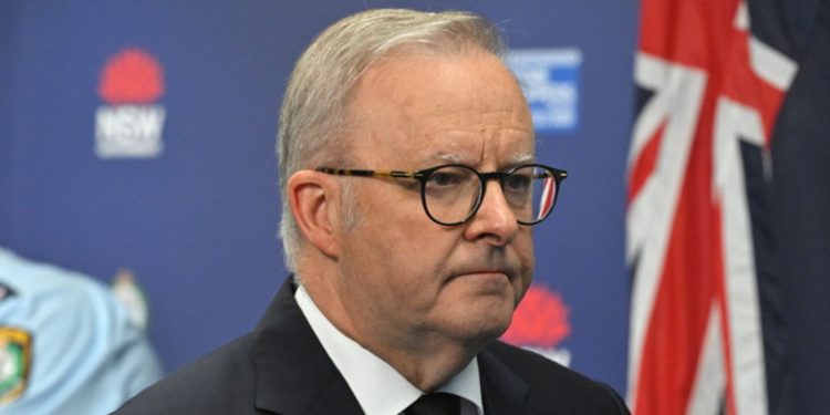 Ο Αυστραλός πρωθυπουργός υποσχέθηκε αυστηρότερα μέτρα εναντίον της υποκίνησης μίσους