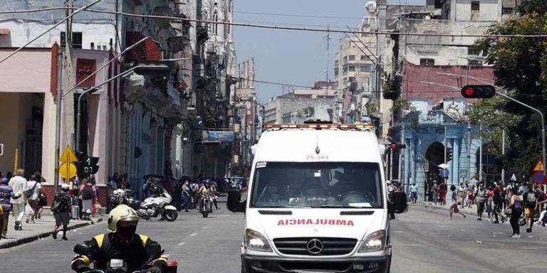 Στο σκοτάδι η Κούβα: Μερική κατάρρευση του ηλεκτρικού δικτύου