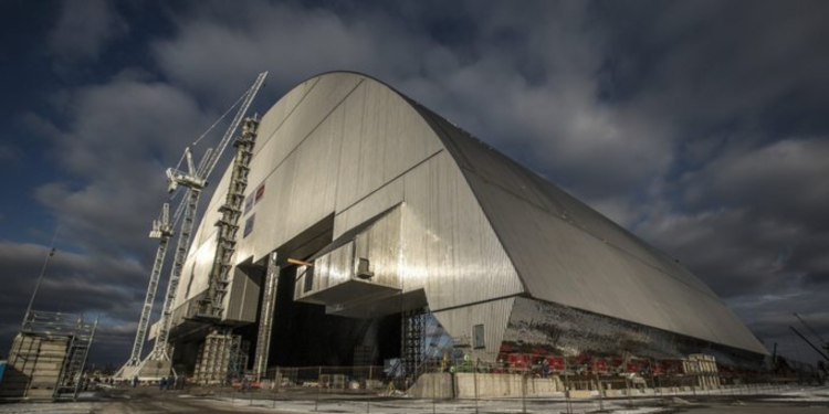 Τσέρνομπιλ: Σήμα κινδύνου από τον ΔΟΑΕ – Ανεπαρκής η ασπίδα προστασίας