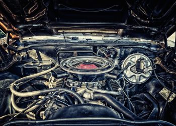 Η ΕΕ αποσύρει το σχέδιο απαγόρευσης κινητήρων καύσης από το 2035