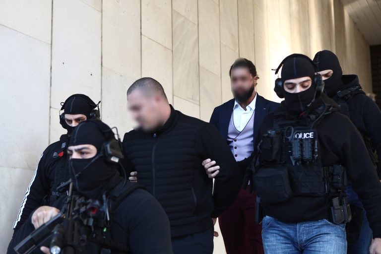 Φονικό στη Φοινικούντα: Βίντεο – ντοκουμέντο με το ΙΧ που πήγε τον εκτελεστή στα ΚΤΕΛ