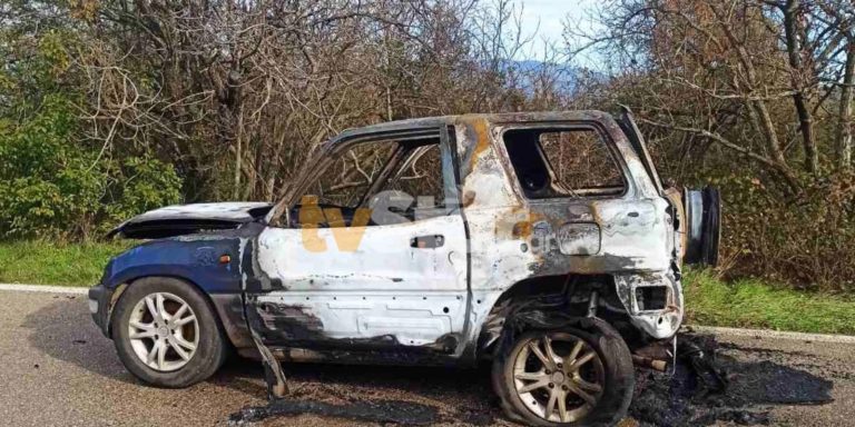 Φωκίδα: Απανθρακωμένη σορός μέσα σε ΙΧ – Την ίδια ώρα καιγόταν και το σπίτι του