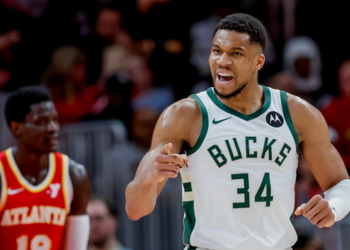 Επιστρέφει στο ΝΒΑ ο Γιάννης Αντετοκούνμπο μετά από απουσία λόγω θλάσης