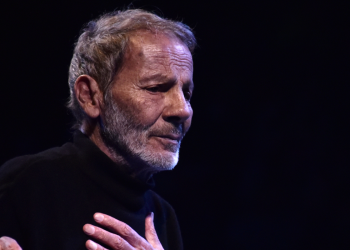 Ξαρχάκος για συναυλία – αφιέρωμα στον Χατζιδάκι: «Προκλητική αγνόηση του δημιουργού»