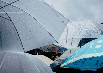 Έκτακτο δελτίο ΕΜΥ: Ισχυρές βροχές και καταιγίδες – Ποιες περιοχές θα επηρεαστούν τις ημέρες των Χριστουγέννων