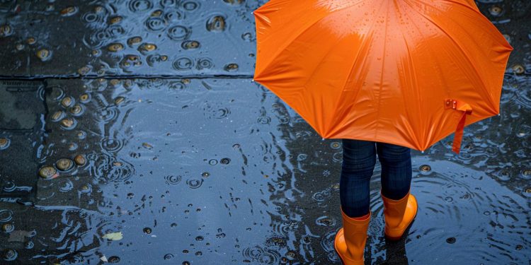 Μαρουσάκης: Βροχερός ο καιρός τα Χριστούγεννα με δύο διαδοχικά «κύματα» έντονης κακοκαιρίας