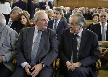 Δεν σηκώνουν το γάντι Μητσοτάκη οι Καραμανλής, Σαμαράς
